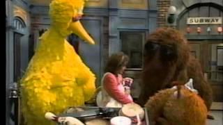 Sesame Street - Ruthie The Babysitter