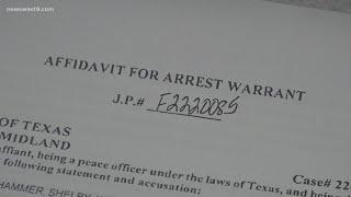 What role does a grand jury play in felony cases in Texas?