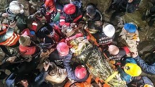 Вытащили из-под чудовищных завалов 6 живых человек. Белорусские спасатели завершили миссию в Турции