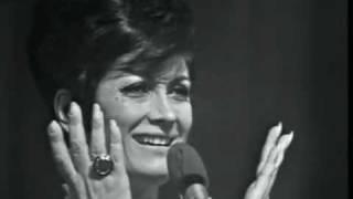 Yaffa Yarkoni יפה ירקוני - Romania (live in France, 1967)