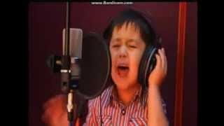 4 year old, Uzbek boy singing on farsi Cover) Daler Nazarov   Chaki Chaki Boroni Bahor )