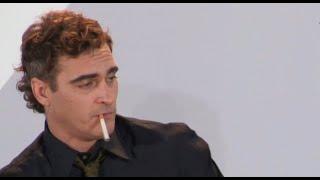 Joaquin Phoenix And Smoking 