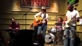 Jennifer Niceley and Ian Thomas Band perform "Big City" on Tennessee Shines