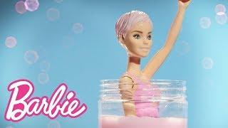 Barbie Color Reveal Fashion Show! | @BarbieItalia