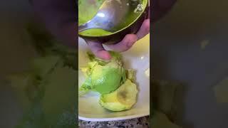 AVOCADO WITH POWDERED MILK #avocado #kitchenomica #shorts