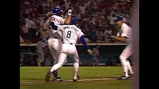 Kirk Gibson's legendary 1988 World Series walk-off home run, called by Vin Scully!