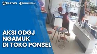 Viral Detik-detik ODGJ Ngamuk di Sebuah Toko Ponsel di Bontang, Kabur saat Hendak Dibawa ke RSJ