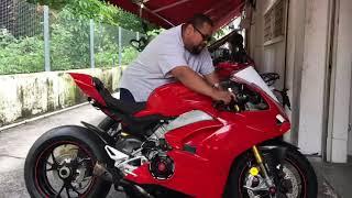 Ducati V4s with dry clutch  Sound