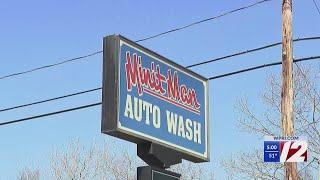 ICE detains 3 workers at New Bedford car wash