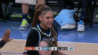  Kamilla Cardoso STUFFS Dijonai Carrington | WNBA Chicago Sky vs Connecticut Sun