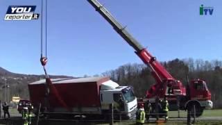 Camion fuori strada, disagi al traffico questa mattina sulla SS 394