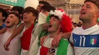 LIVE: Italians gather in Rome to watch Italy play England in the #Euro2020 final