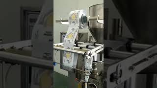 Vertical Form Fill Seal Machine With Volumetric Cup