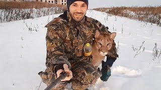 Puma Messi on a walk. How Messi screams in the street!