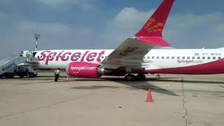 SpiceJet flight with 197 passengers onboard makes emergency landing at Kochi airport