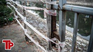 Tận thấy lan can các bờ sông ở Hà Nội được gia cố ‘tạm’ bằng dây nilong | Tiền Phong TV