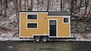 Lightweight Tiny House Can Sleep Four