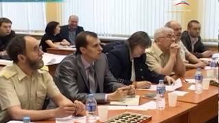 Выпускники УГГУ тренируют дипломную речь в парках / ПРОСВЕЩЕНИЕ тв