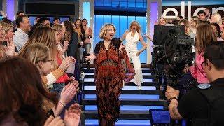 Kate Hudson & Goldie Hawn Dance It Out