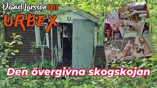 Det är fullt med saker i den övergivna skogskojan. The abandoned cabin in the forest.(mr URBEX #89)