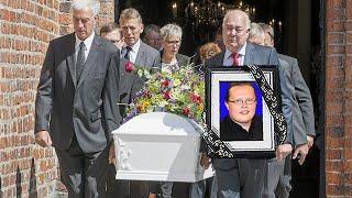 Vor wenigen Minuten brach Angelo Kellys Sohn in Tränen aus und bestätigte den Tod seines Vaters