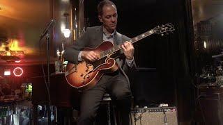 Solo Jazz Guitar - Andy Brown Solo at the Green Mill 10/31/19