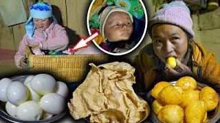 Boiled Fry Egg Recipe & Papad With Rice Cooking & eating in Village Kitchen || New Nepali Vlogs