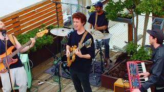 Kyle Sparkman – Paper Cut (Live on a Philadelphia rooftop)