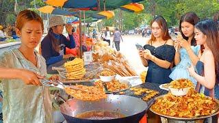 MUST TRY Street Food in Cambodia! Crispy Shrimp, Noodle Soup, Crab, Squid, & More - Market Show