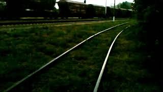 VL80 series locomotive hauls eastbound freight train: late August 2016