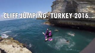 Cool Cliff Jumping - (Muslim Hijabi Edition)