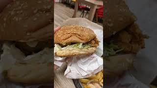 CHITIR CHICKEN I Halal restaurant | Christmas Eve | Burger | Finland | Tampere | Food Review |Suomi