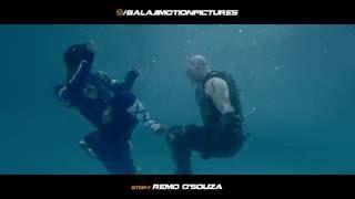 A Flying Jatt Vs Raka | Underwater Fight