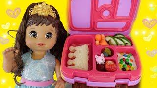 Packing Lunchbox for baby alive Princess Ellie