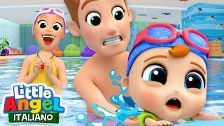 Lezioni Di Nuoto per Bambini  Cartoni Animati & Canzoni Bambini | Little Angel Italiano