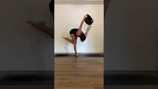 Flexibility #trending #shorts #tiktok #viral #youtube #video #youtubeshorts #yoga #shortfeed #model