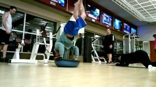 Ryan Shi - Bosu Balance Ball Handstand Planch