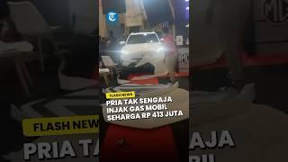 Viral! Pria Tak Sengaja Injak Gas, Mobil Rp 413 Juta Tabrak Booth di GIIAS Bandung