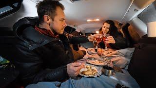 ROMANTIC DINNER - cooking and sleeping in car (PL/ENG)