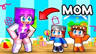 Kylie Becomes a MOM in Minecraft!