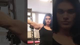 Big biceps girl Tifani Wittman 