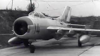 МиГ-19, аэродром Цербст, ГСВГ (1969)  / MiG-19, Zerbst Airbase, GSFG (1969)