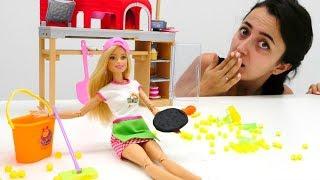 Barbie ve Sevcan meslek seçiyorlar - 2. Kız videoları derlemesi