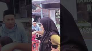 Alhamdulillah jualan Roti canai malaysia ramai pelanggan sampai di tolong cewek2  cantik