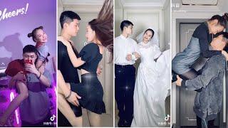 Couple Shoeding ( id: shoeding小心心) - Cặp Vợ Chồng Hot Nhất Tiktok Trung Quốc