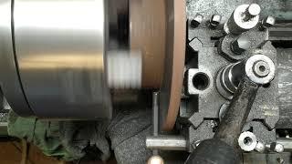 Turning brake disc on manual traditional lathe, brake rotor resurfacing