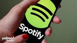 Why Spotify stock is a better buy than Netflix, according to an analyst