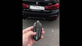 Обалденный ключ для BMW M5 с дисплеем из будущего