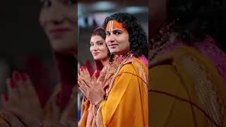 Aniruddh Acharya ️#anirudhhacharyahiswife#guruji #shortsfeed #NPVideos