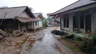 Walking Around||Rain in the morning in remote villages of West Java||Indonesia